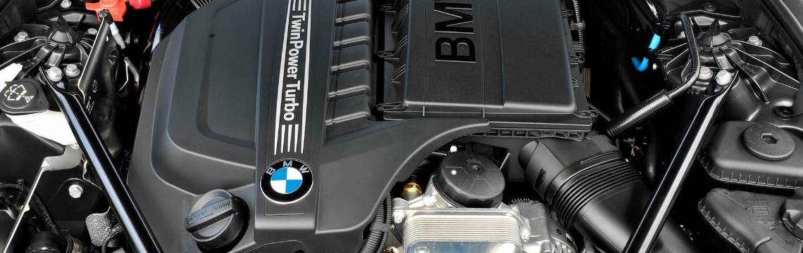 F I B E R 💫⁠ ⁠ Snowsound Fiber⁠ On Display⁠ ⁠ BMW Financial