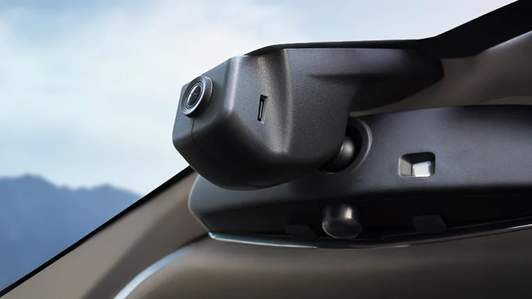 Dashcam Retrofit
for BMW