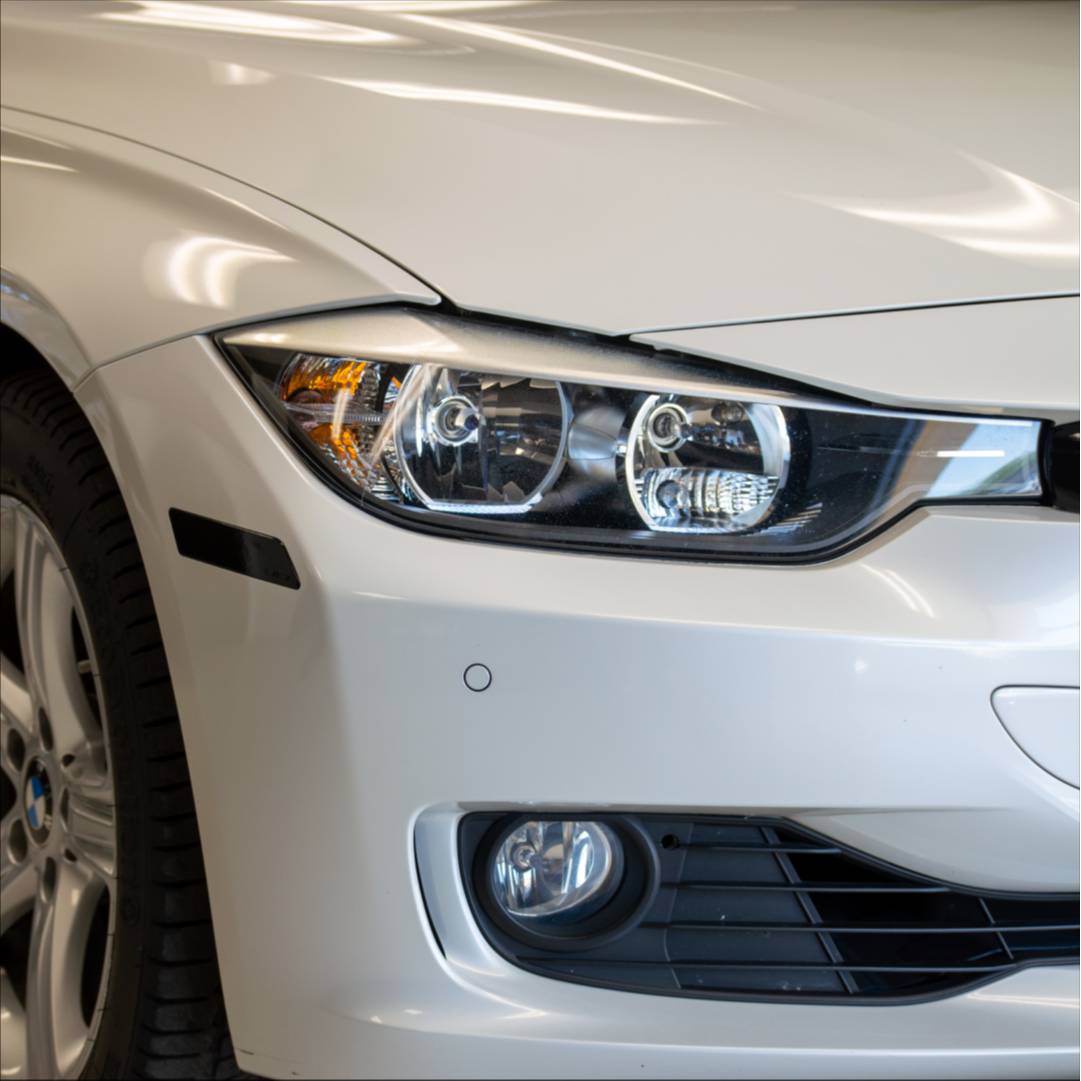 BMW Headlights Explained – Plenty Bright at Night!