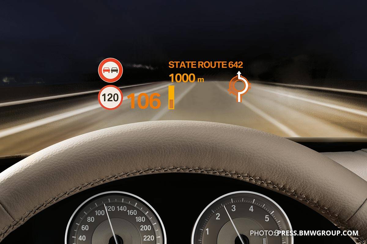 ¿Cuándo comenzó a instalar head up display BMW?