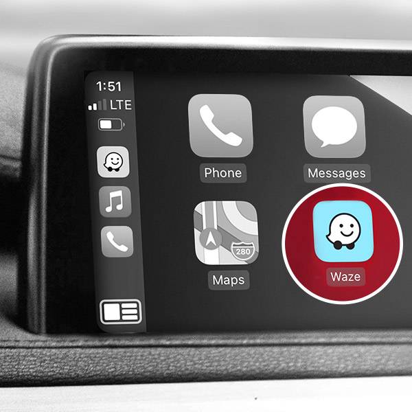 Waze on Apple Carplay