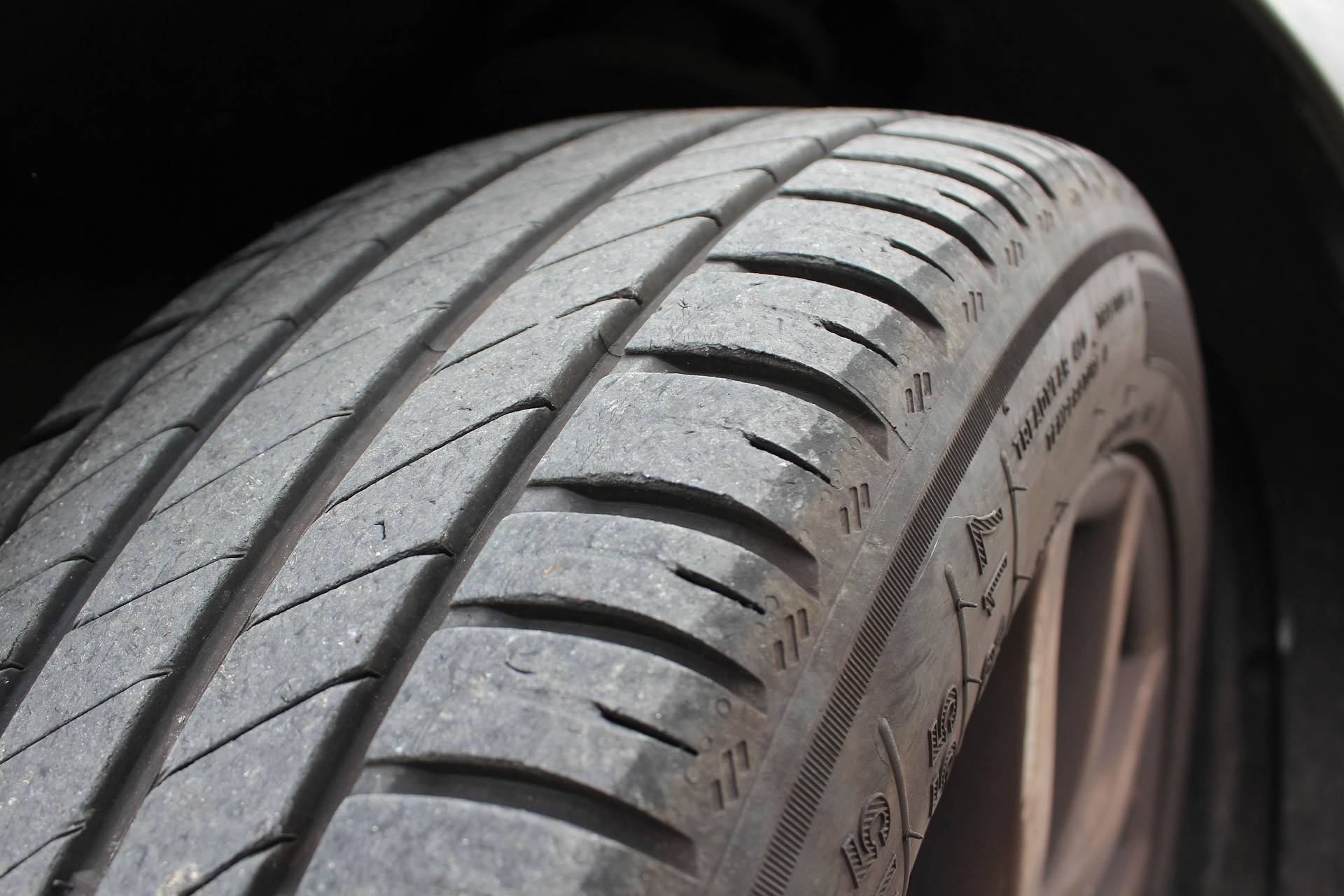 Summer tires usually have higher speed rating