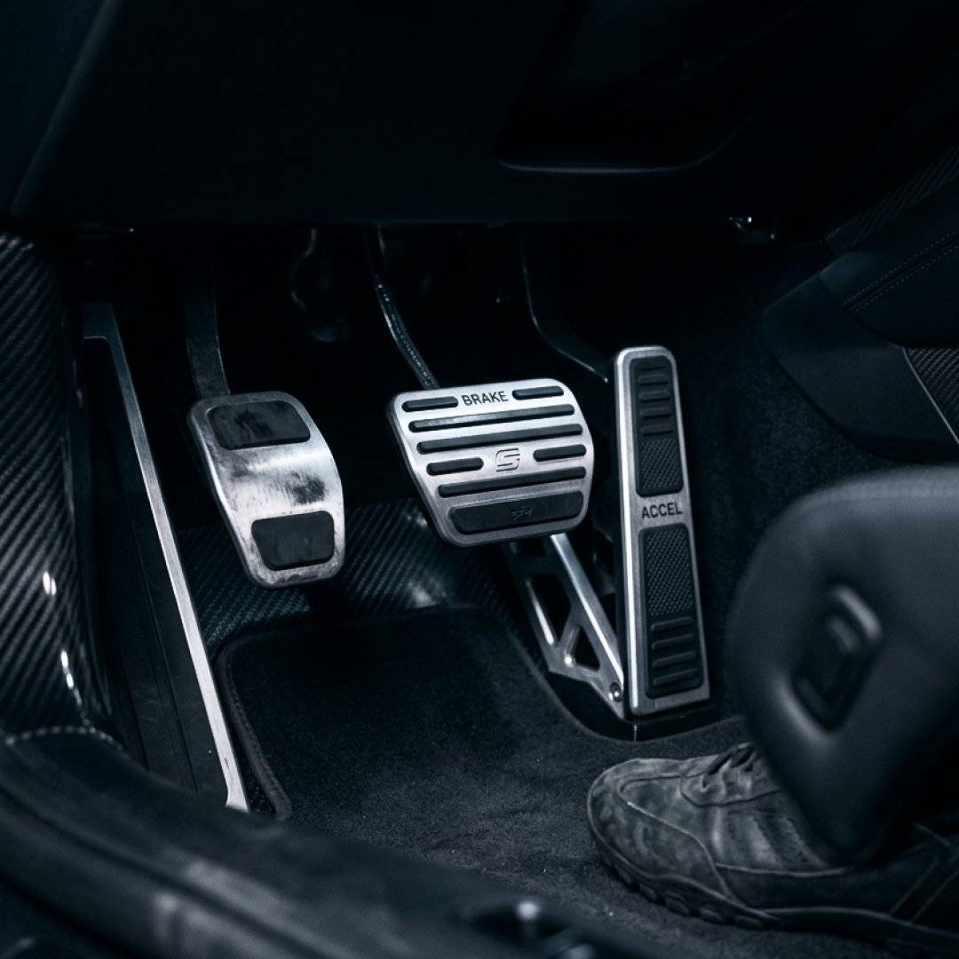 clutch pedal