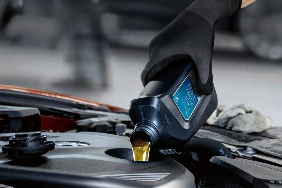 BMW Oil Change Guide – Tips & Maintenance Tricks