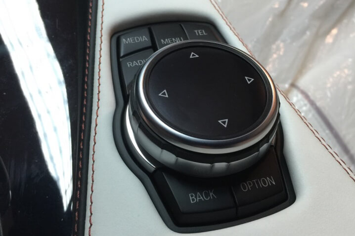 BMW iDrive Touch Controller